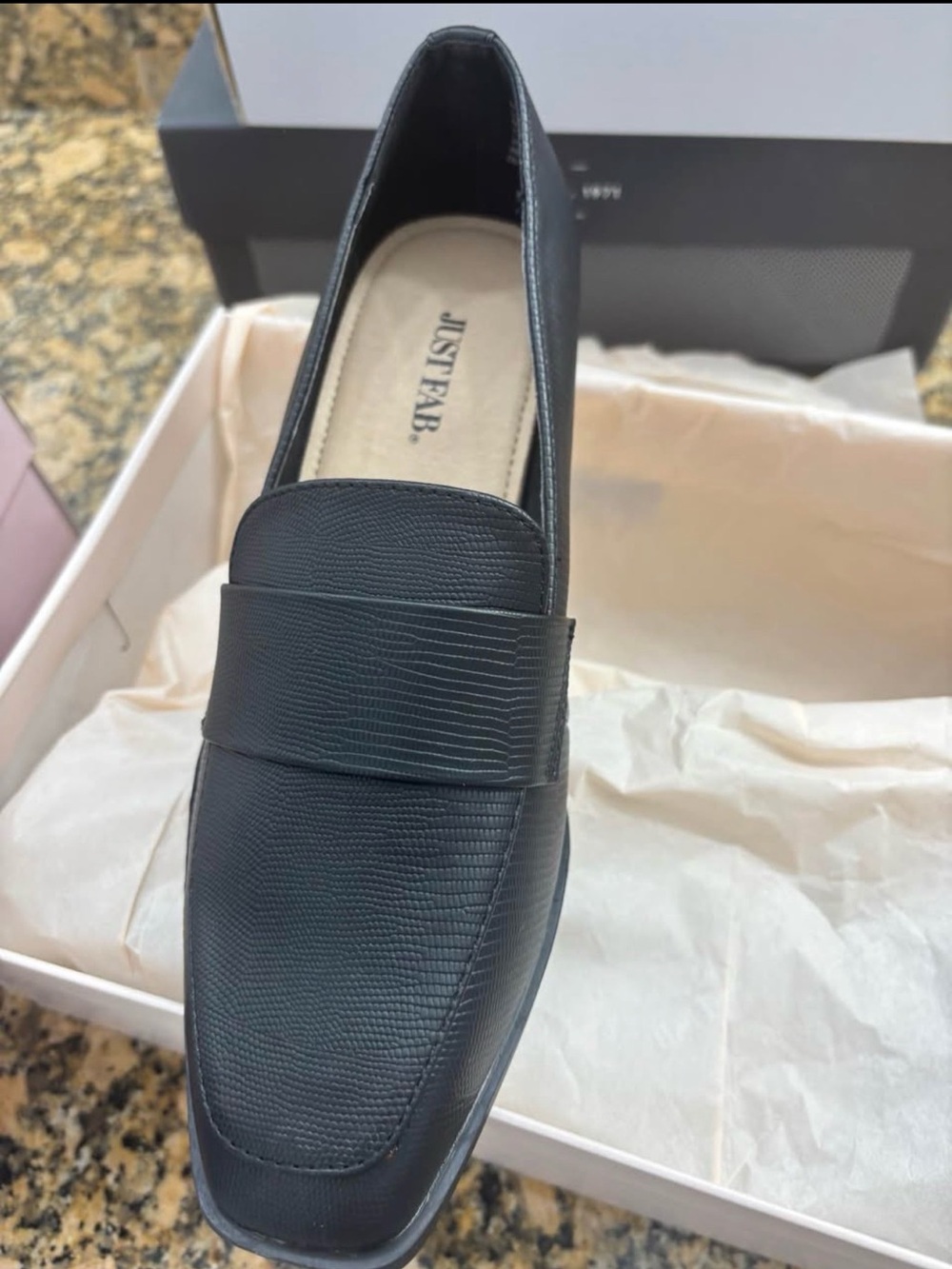 JustFab women’s Black Textured Loafer